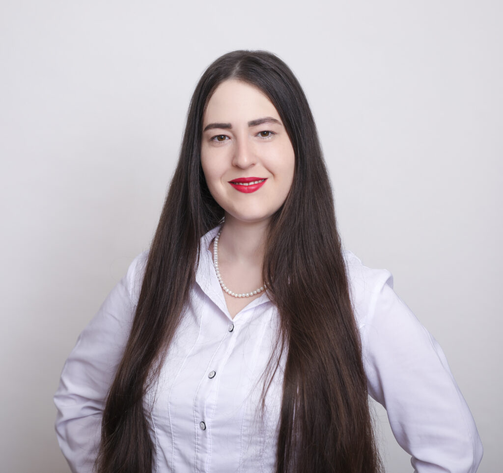 Maya Rohrer MAYA SAPHIER - ROSCH LAW